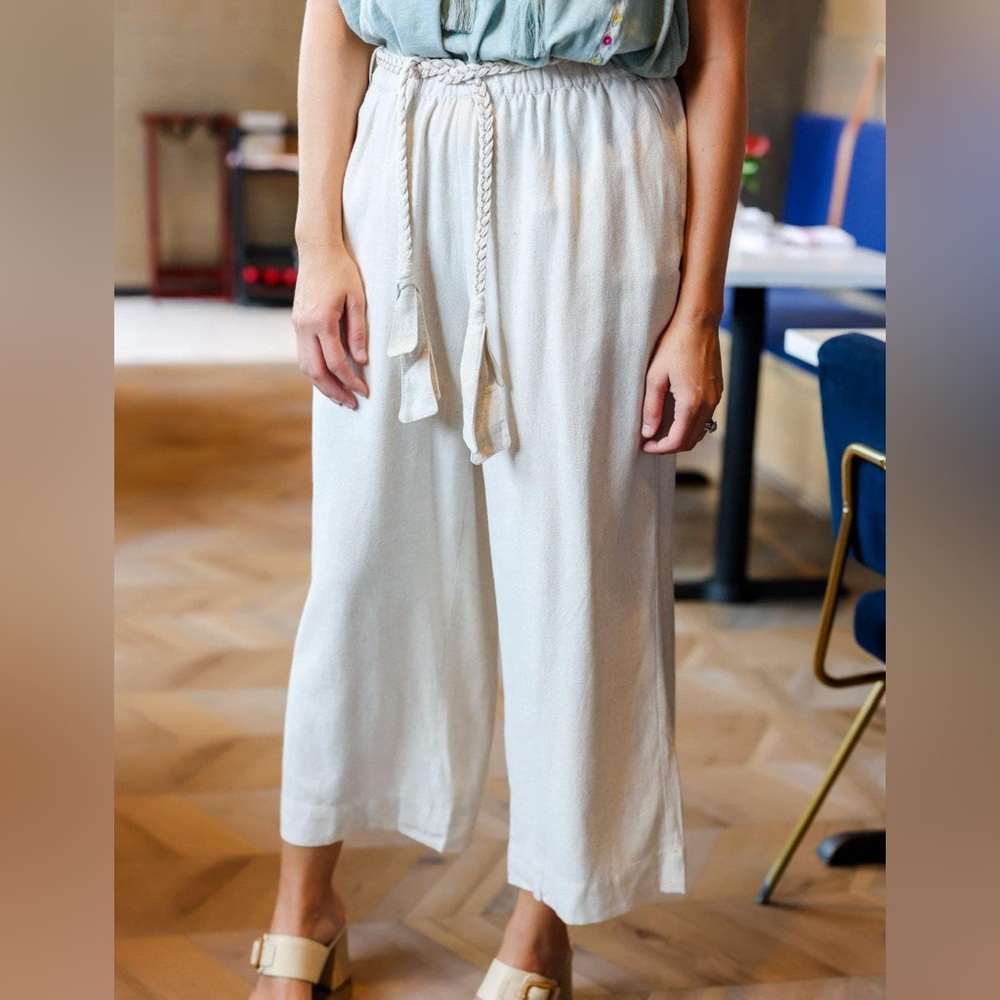 Size XS NWT wide leg linen pants by Good Hart